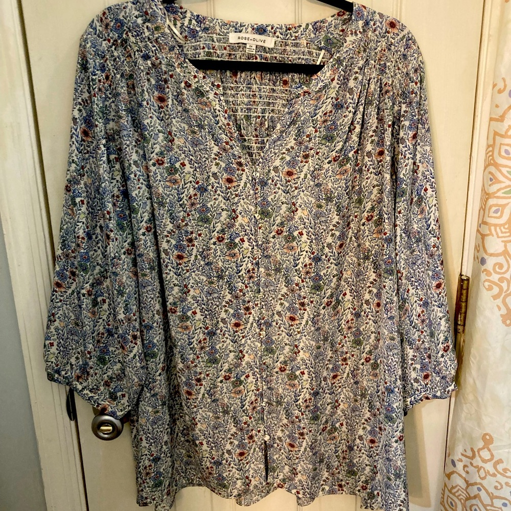 Plus size blouse